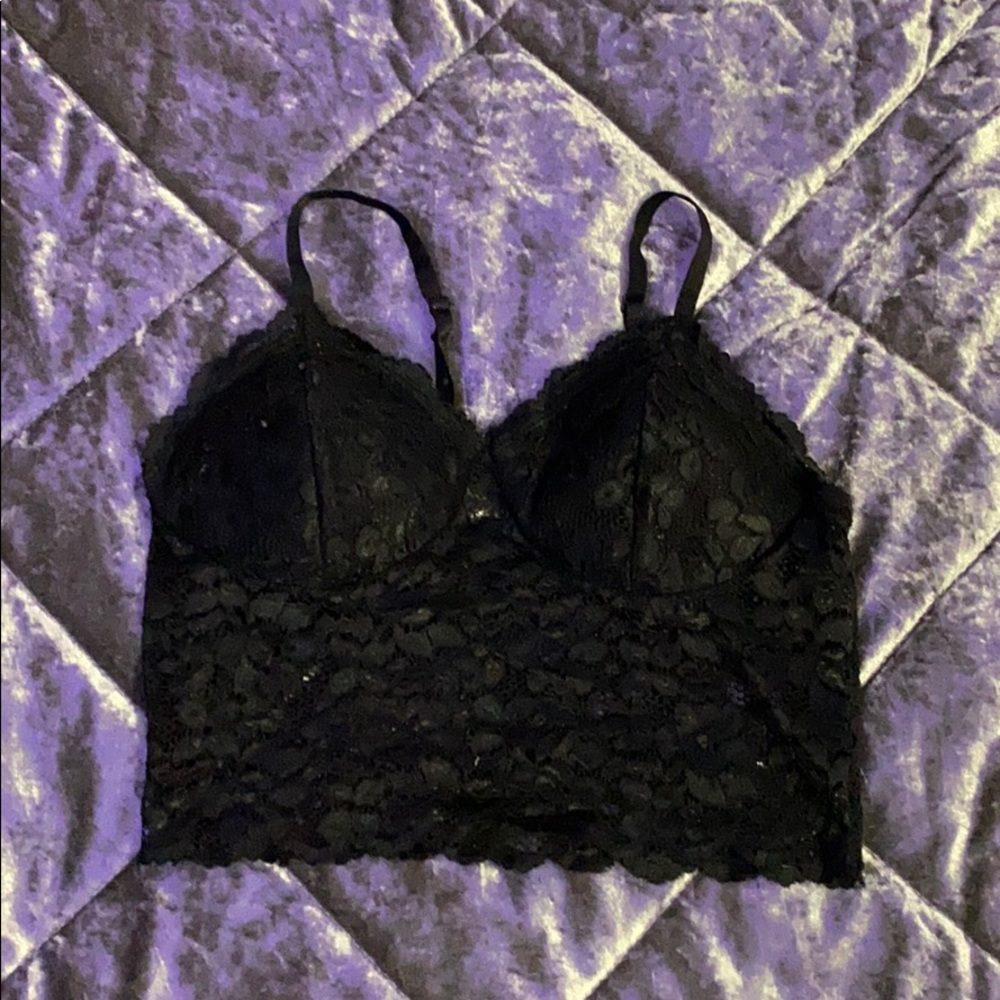 Lace cropped tank